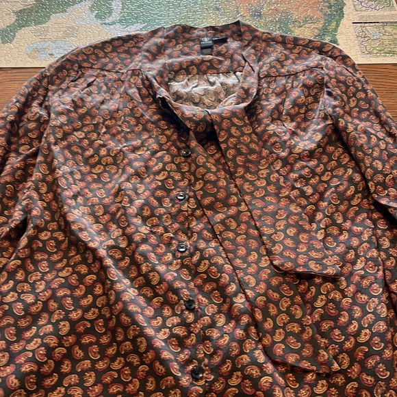 Volcom top - Picture 3 of 5